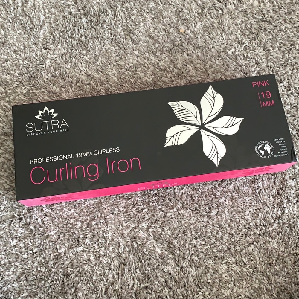 Pink ceramic 19 mm clipless curling iron